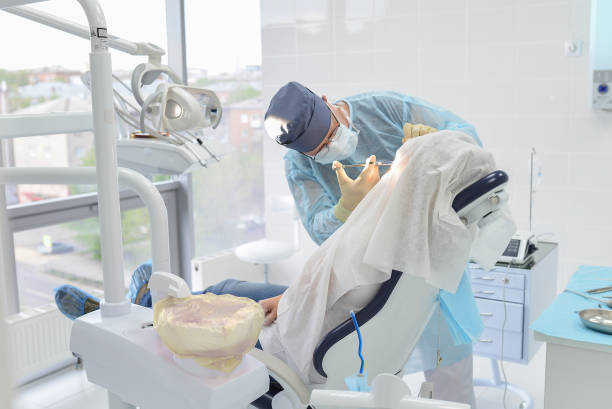 Best Urgent Tooth Repair  in Farmersville, CA